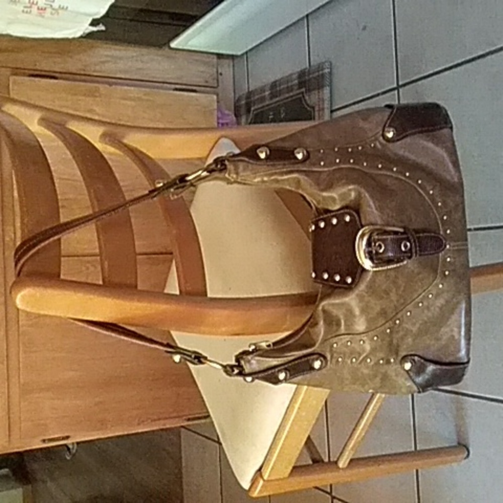 Hand bag